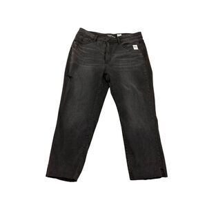 TimeandTru‎ 14 Black High Rise Jeans straight leg distressed NWT 
TT13100056514B